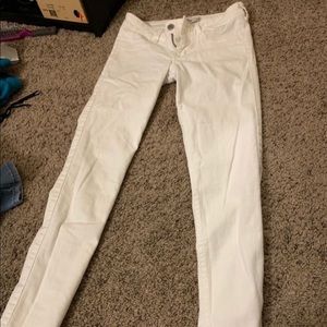 White hollister jeans